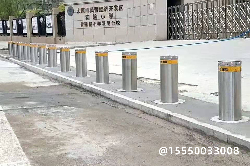 物流園區(qū)全自動雙柱式升降柱(圖1) 物流園區(qū)全自動雙柱式升降柱(圖1)