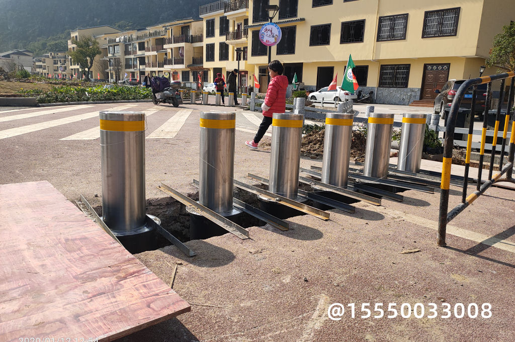 圖書館免排水液壓升降柱(圖1) 圖書館免排水液壓升降柱(圖1)